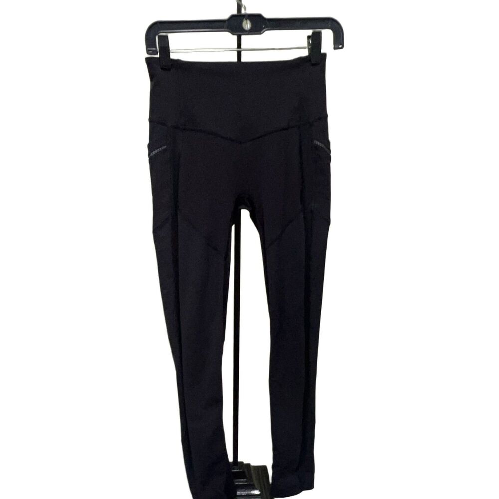 lululemon Women's Size 6 Black Leggings Side Pockets Reflective Running Gym